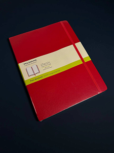Блокнот Moleskine CLASSIC SOFT XLarge 190х250мм 192стр.  нелинованный мягкая обложка красный QP623F2
