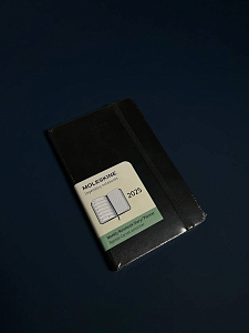 Еженедельник Moleskine CLASSIC WKNT Pocket 90x140мм 144стр.  черный DHB12WN2